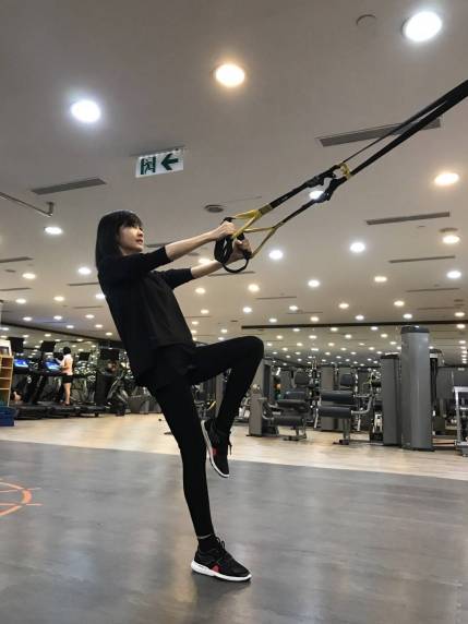 51岁周慧敏为什么会美过20多岁的你