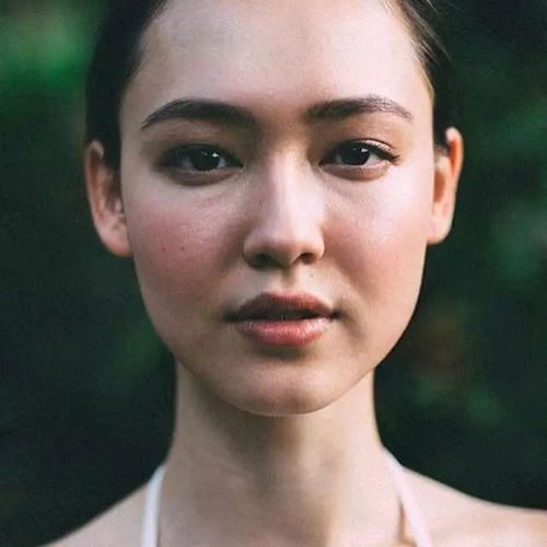 22岁的她告诉你自律的女人,有多可怕