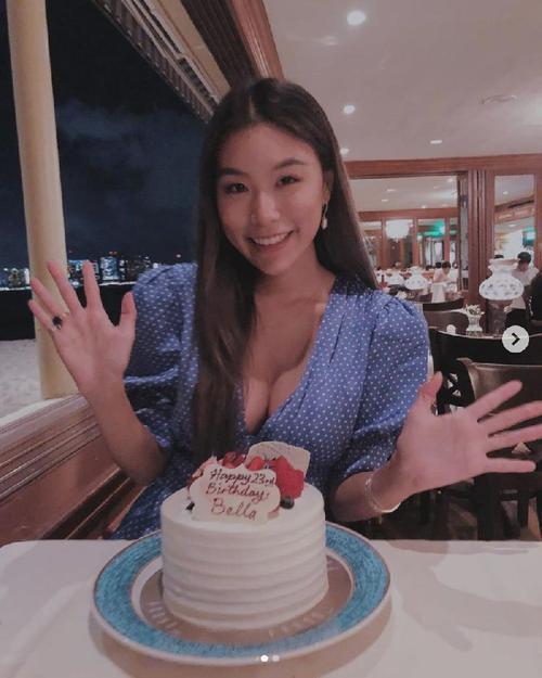 高以翔女友出席活动,谈男友表情冷漠惹人争议,疑有借机出道打算