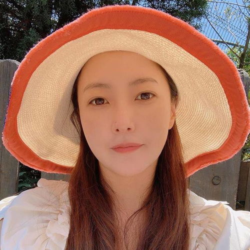 42岁金喜善晒美照,女神果然还是女神
