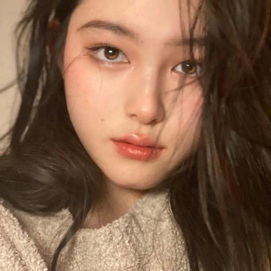 中年妇女头像图片可保存相册肖像