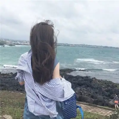 微信40岁女人的头像背影症状