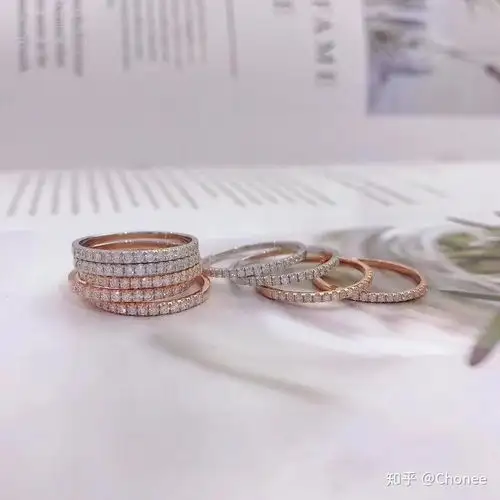 请问送三十多岁的女人啥小礼物合适,不要太贵