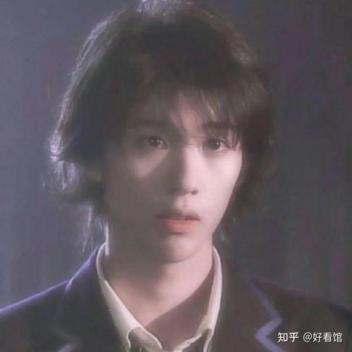 30岁男人微信图片头像简单干净感情