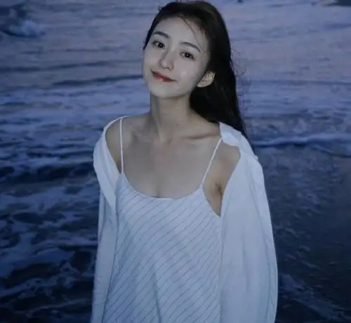 qq微信聊天,女孩问出这3个问题,可能在暗恋你,直男可脱单心里