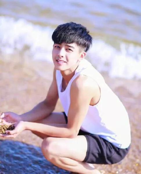 宋威龙,恨你是块木头