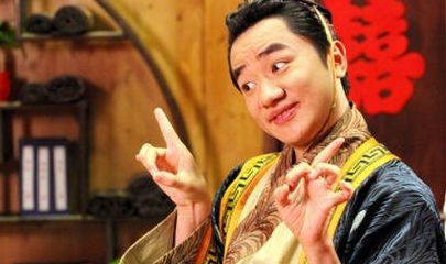 开心一刻大一那会我们去机房打游戏,一同学卡没钱了,就说