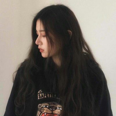 我还是爱你,就像风吹了十里依然还qq女生头像我要个性网