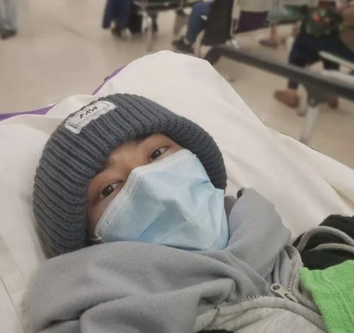 29岁男星患癌后恶化,下半身已无知觉,医护人员没钱就等死