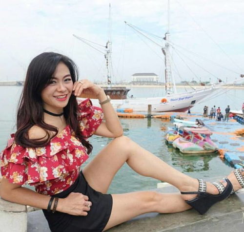 健康生活50岁辣妈身材逆袭18岁少女,美丽人生从来与年龄无关