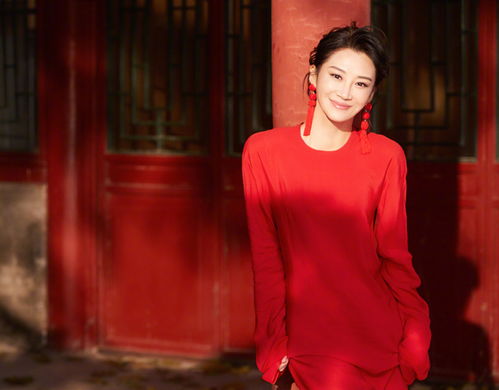 冻龄女神许晴迎50岁生日飒爽干练容颜依旧似少女