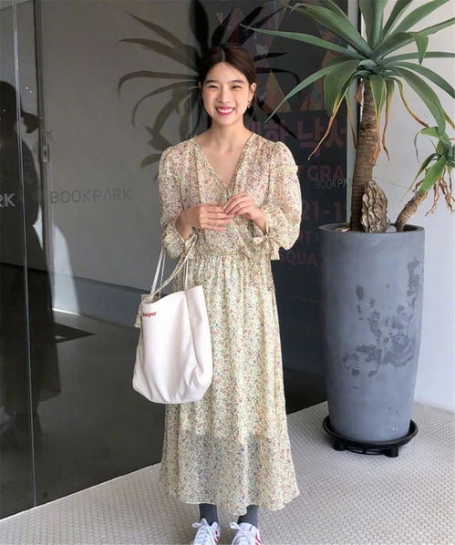 碎花拒绝大妈款这样穿才是18新春的流行...