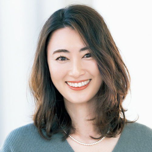 适合50岁以上女性的10款发型,解决白发头发稀疏的问题,时尚减龄