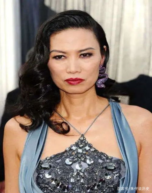 邓文迪离婚8年后,两位女儿身价都已过亿她的野心,太大了