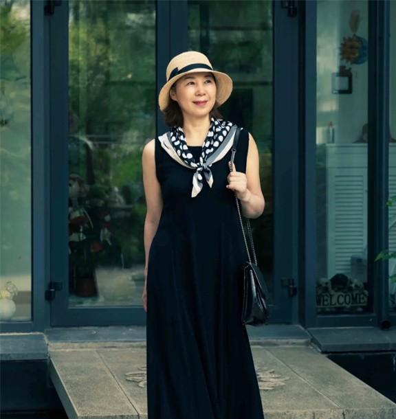 懂配色的女人美得更久,这4大误区穿搭,3050岁女人尽量少踩
