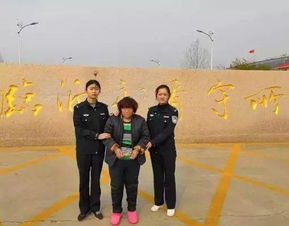 卖茶妹妹后,大妈也不甘寂寞了,冒充军花骗小伙3万元
