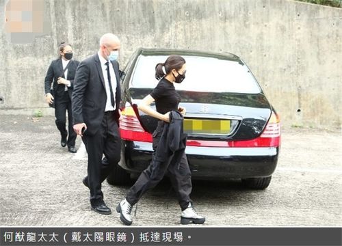 赌王正式下葬何猷君儿子缺席仪式,奚梦瑶这一举动也被骂惨了
