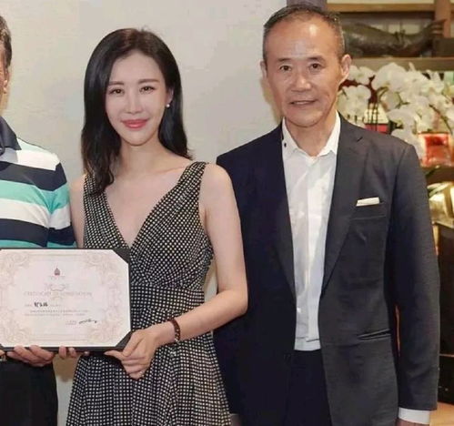 田朴珺自曝相恋过程,吃到第5顿饭王石就提出正式交往,我真的相信了