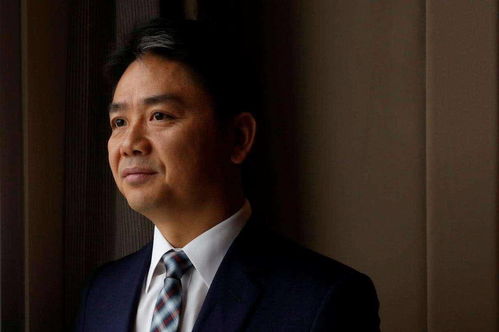 村民凑500块给他上大学,如今其身价1450亿,每年都回乡发大红包