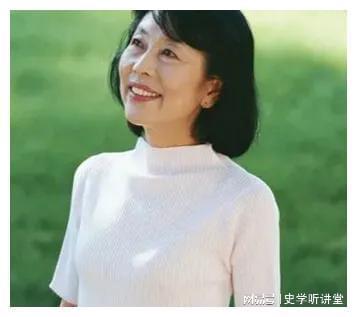 40岁男保姆哭诉女雇主每月给我8千块工资却要求我为她搓背洗脚