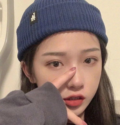 适合50多岁用的女生头像卸妆