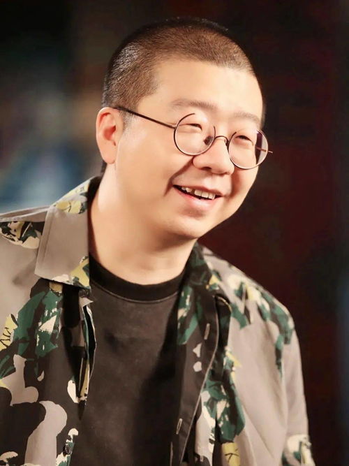 李诞从心虚和害怕中一路走来,笑完,且听我一诉衷肠