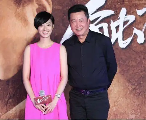 丁芯和丈夫赵宝刚丁克18年愁坏婆婆,40岁意外得子全家乐开怀