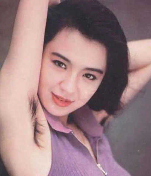 曾恋梁朝伟六年陈庭威没敢娶55岁曾华倩昔日惊艳美呆