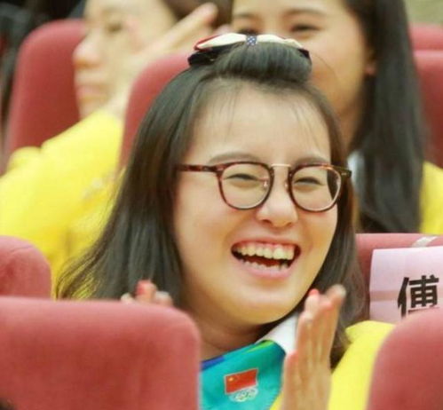 傅园慧真的只是整牙了近照太美,不知道的人还以为她脱胎换骨了