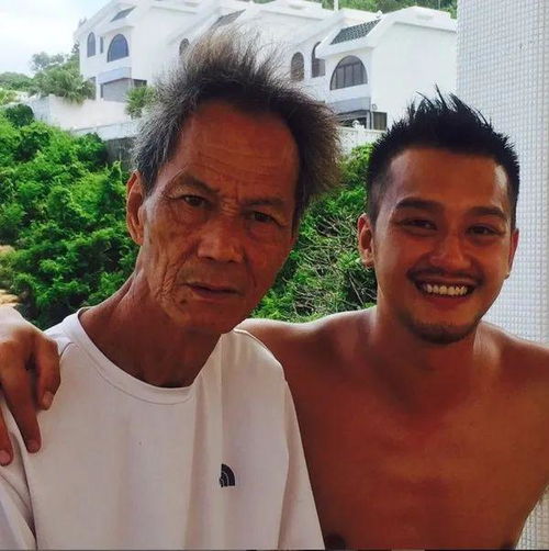 40岁男歌手转行做地盘工人被赞好男人,自力更生称不想家人挨饿