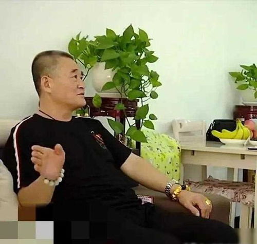 61岁男子相亲57岁女子,两人交谈后,男子你无法达到我的要