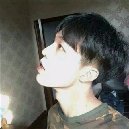 男生帅气的头像真人,颜值很高的帅气男生小清新的