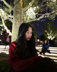 女生扎头发和披头发有多大区别简直像是换了头