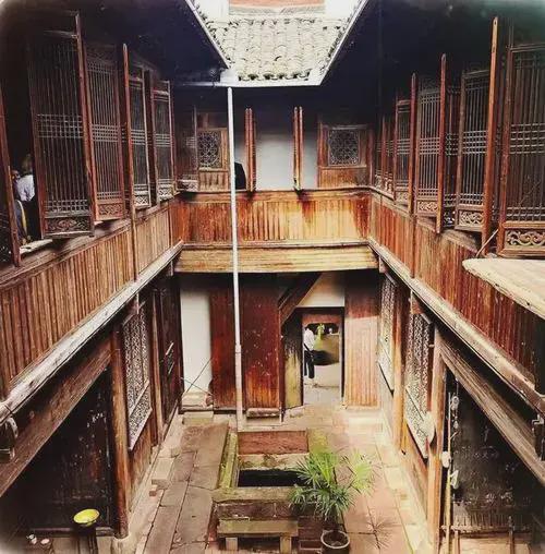 美国人买418㎡清朝古宅,花1个亿整体运往美国博物馆,成镇馆之宝