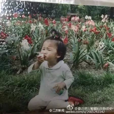 连表情包女孩都长大了,广州99的人竟然还不知道他们的出处