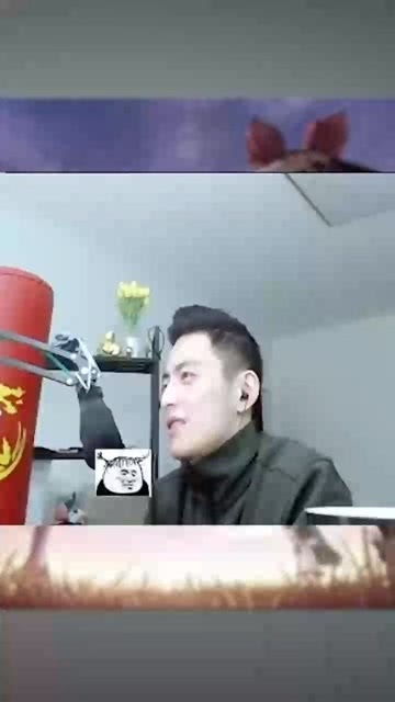钢铁直男套路小姐姐视频,这表情亮了