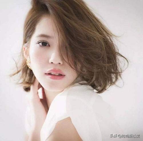 建议中年女人剪短发时,要懂得这3个小技巧,会更洋气减龄
