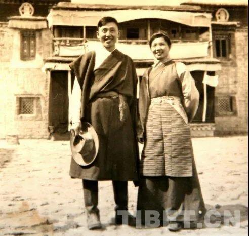 70岁出道,91岁直播带货,中国神仙奶奶比国外超模更传奇