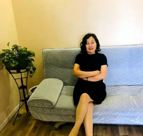 我40岁,在上海做男保姆,与女雇主同吃住,月薪8500,却苦不堪言
