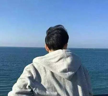 60岁微信头像大全男背影男人是什么
