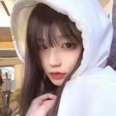适合50多岁用的女生头像比基尼