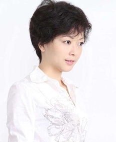 40岁女人气质短发,太卷的还是留给老年人吧