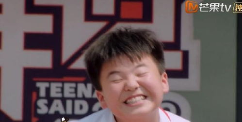少年说毕业少年还原爆笑表情包,最后一句话却让全班同学泪目