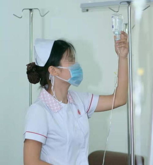 35岁的单身护士,身高一米六五,长相很漂亮,却发愁找不到对象