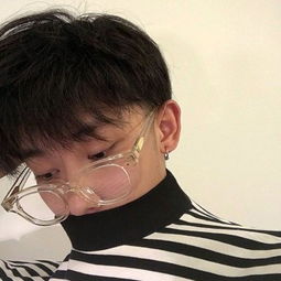 lol男生头像帅气冷酷图片大全难过的时候有人拥抱真好