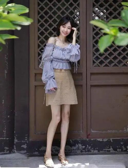 过了40岁穿衣没头绪半身裙来5条,时尚又有女人味