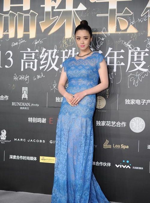 中年女人肩宽背厚怎么穿都显胖这5个小技巧让你告别女壮士