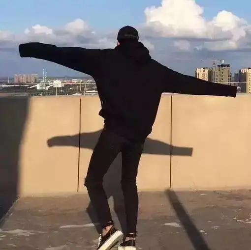 男生头像只有不想走的路