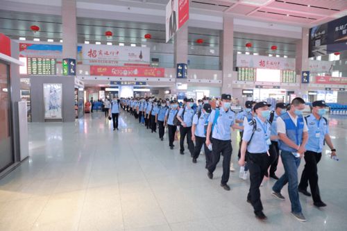 8万余人打赏2000万,只为女主播一声小哥哥