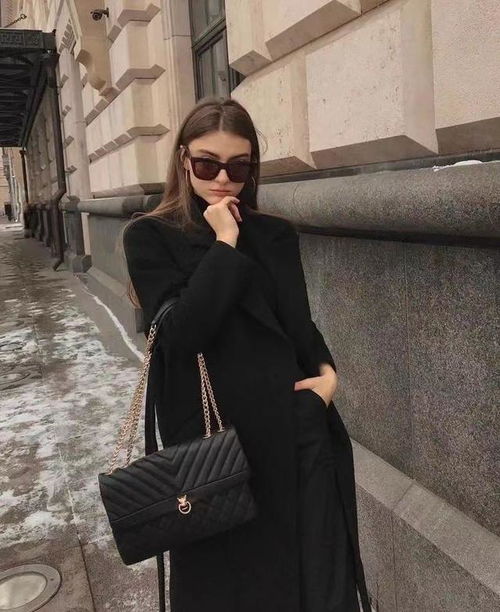 想要提升气质的中年女人,看以下5个色彩示范,高级又有档次